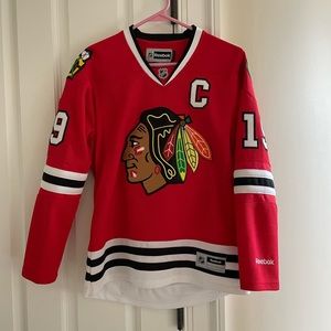 Toews Blackhawks Jersey - Size: Women’s Small
